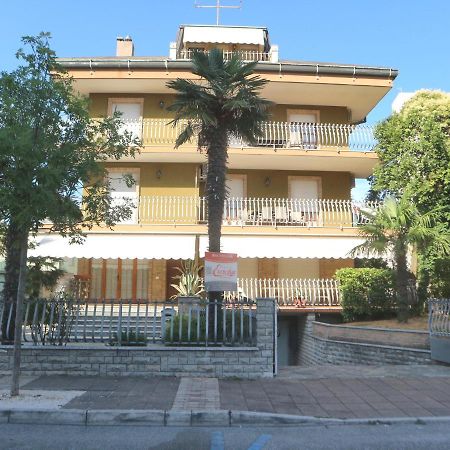 Burello Apartment Lignano Sabbiadoro Bagian luar foto